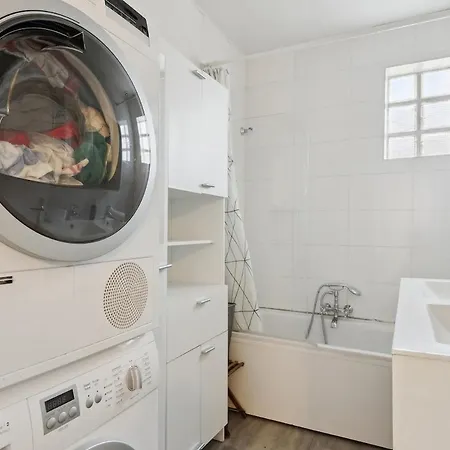 Apartment Half Independent House Terrace Paris-disney